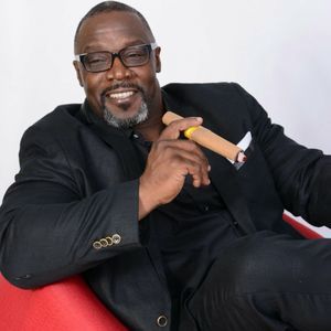 Meet your Posher, Barry